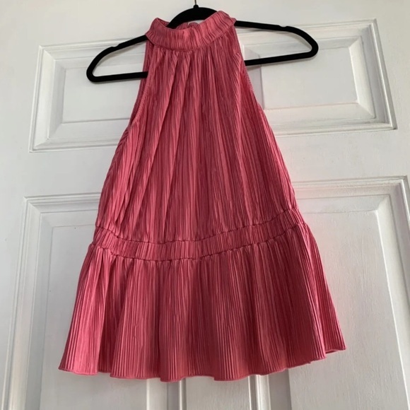 7th Avenue Design Studio Sleeveless Pleated  Top Medium New York & Company Pink - Picture 2 of 6